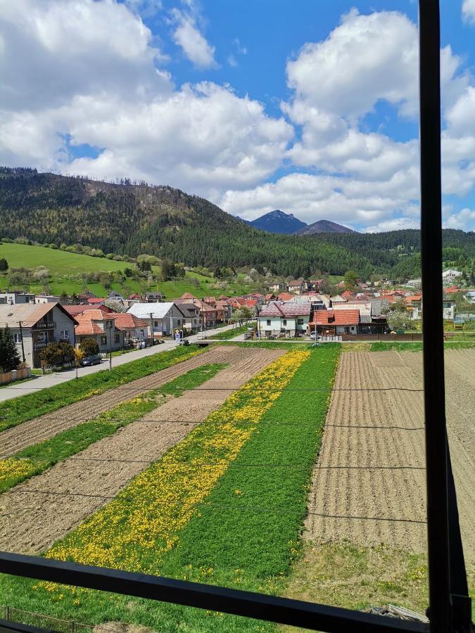 Apartman Family S Vyhladom Na Choc Lucky Exterior foto